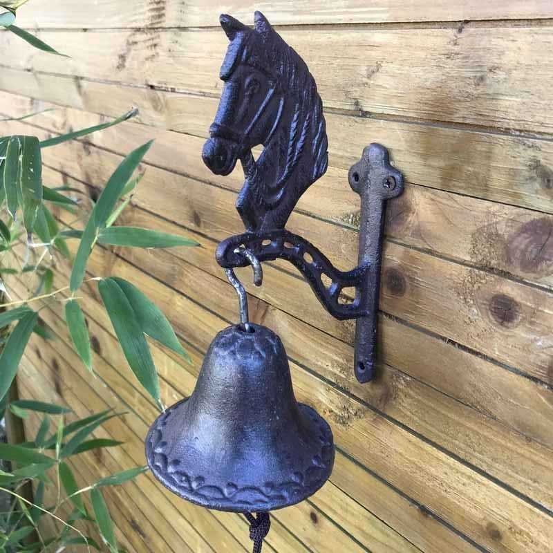 Gietijzeren deurbel voor tuinpoort met paardenhoofdmotief
