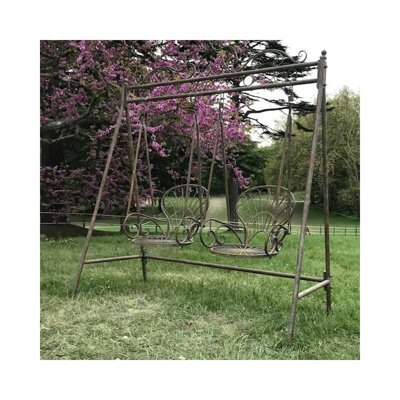 Schommelstoel Fauteuil à bascule van gepatineerd grijs gietijzer en ijzer voor buiten, zijaanzicht