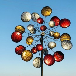 Decoratieve tuinwindmolen van smeedijzer model MONTSEGUR