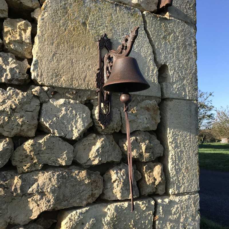 Grote Gietijzeren Deurbel H 34cm Arabeske Motief