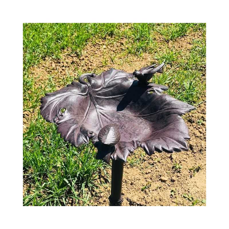Grote Voederbak Vogelbad in Gietijzer Druivenblad bruin H-83cm zijaanzicht