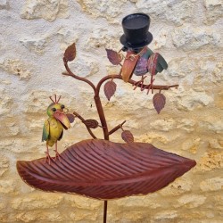 Vogelbad op ijzeren pin met kleurrijke vogels, voederbak H127 cm