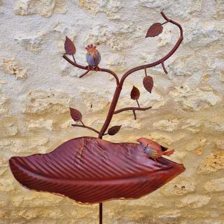 Vogelbad op gekleurde metalen pin, voederbak H127 cm