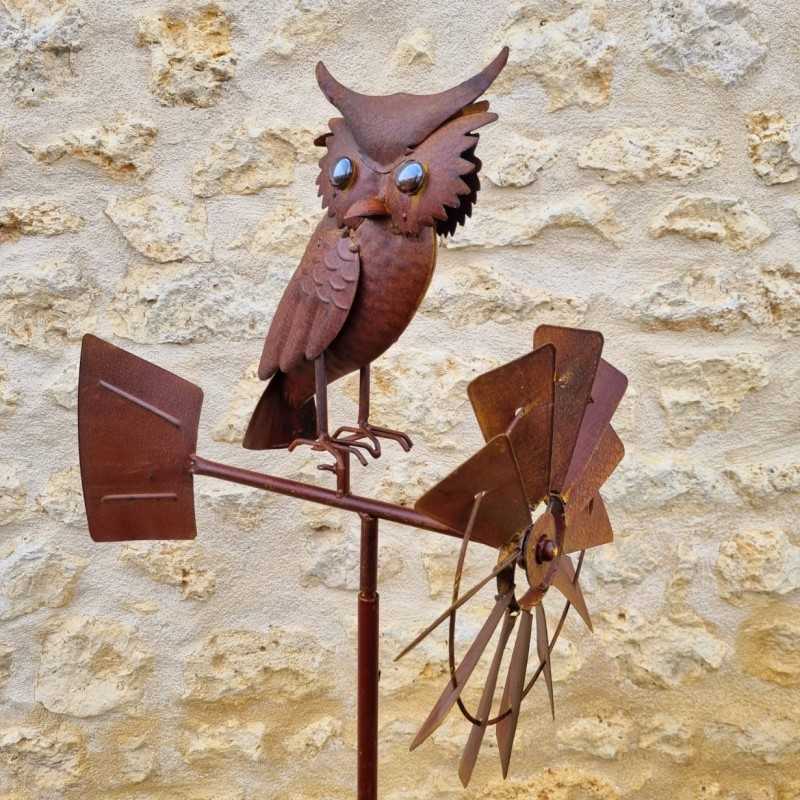 Pic, molino decorativo de jardín en hierro con motivo de búho acabado óxido 54,90 € LEZARD DU JARDIN
