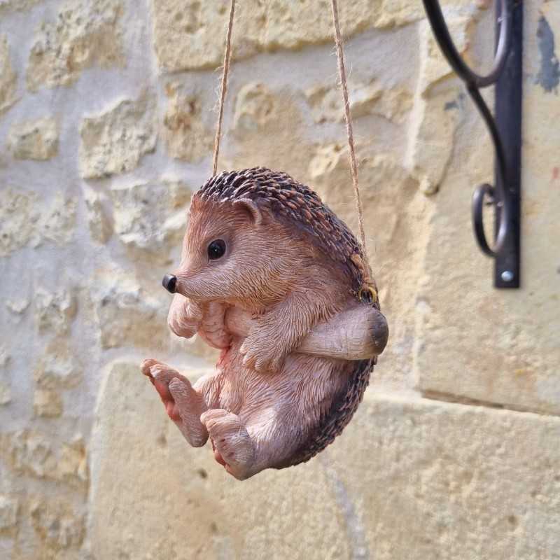 Hangende egel van hars