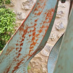 Decoratieve tuinwindmolen van ijzer in tulpvorm model CHEVERNY 149,00 € LEZARD DU JARDIN