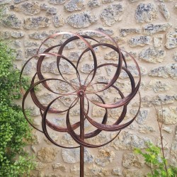 Decoratieve tuinwindmolen Model Chinon | Tuinwindmolen van metaal met koperpatina