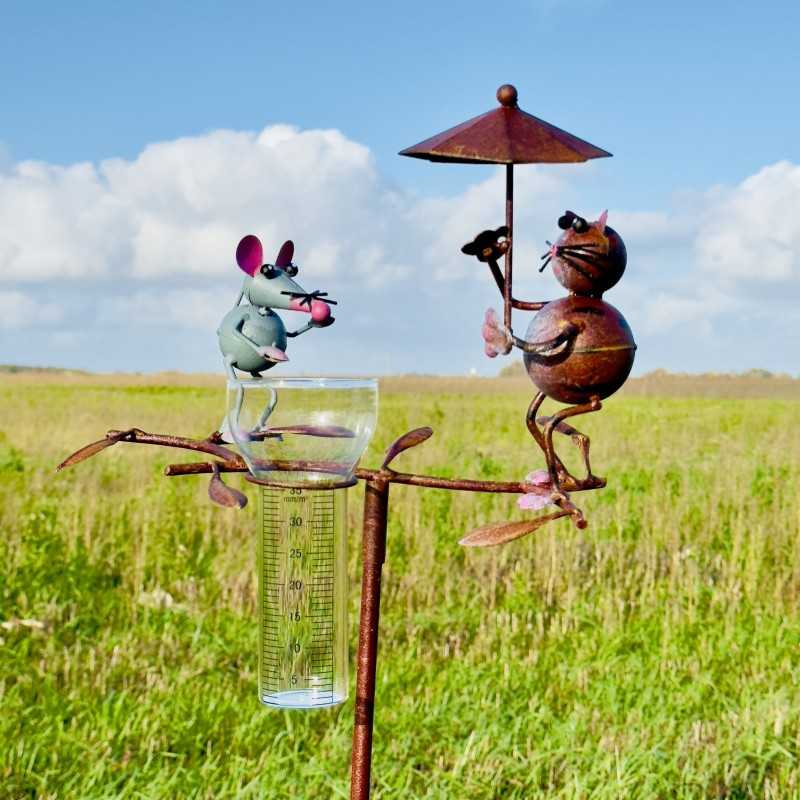 Pluviómetro decorativo de jardín colorido con motivo de gato y ratón 39,90 € LEZARD DU JARDIN