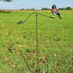 Kleurrijke metalen tuinmobiel met vogel H133 in gebruik