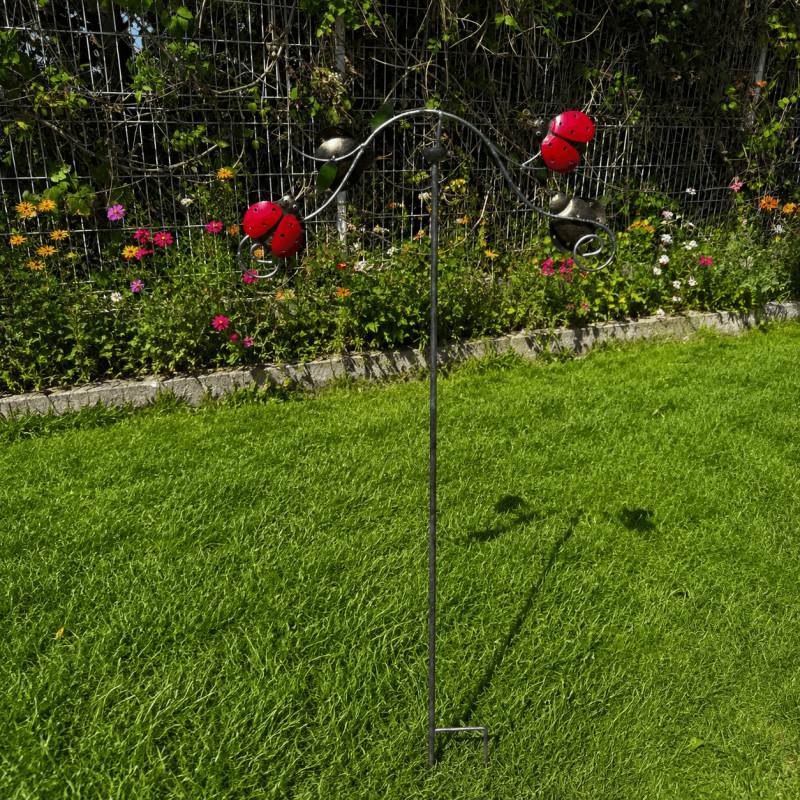 Mobile de jardin coccinelle en métal à balancier – Décoration extérieure porte-bonheur