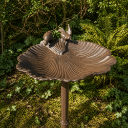 Grand bain d’oiseaux en fonte feuille de ginkgo H81 x Ø48 cm avec deux oiseaux