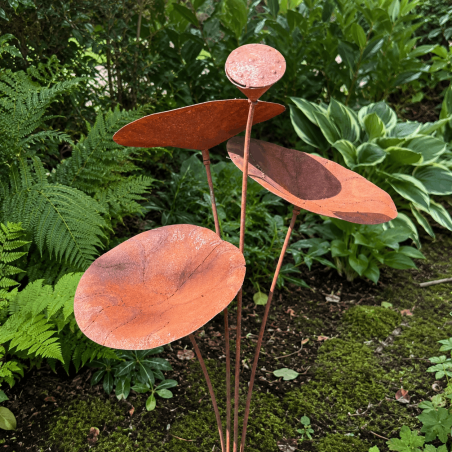 Nénuphar décoratif en métal à planter – Sculpture de jardin finition rouille