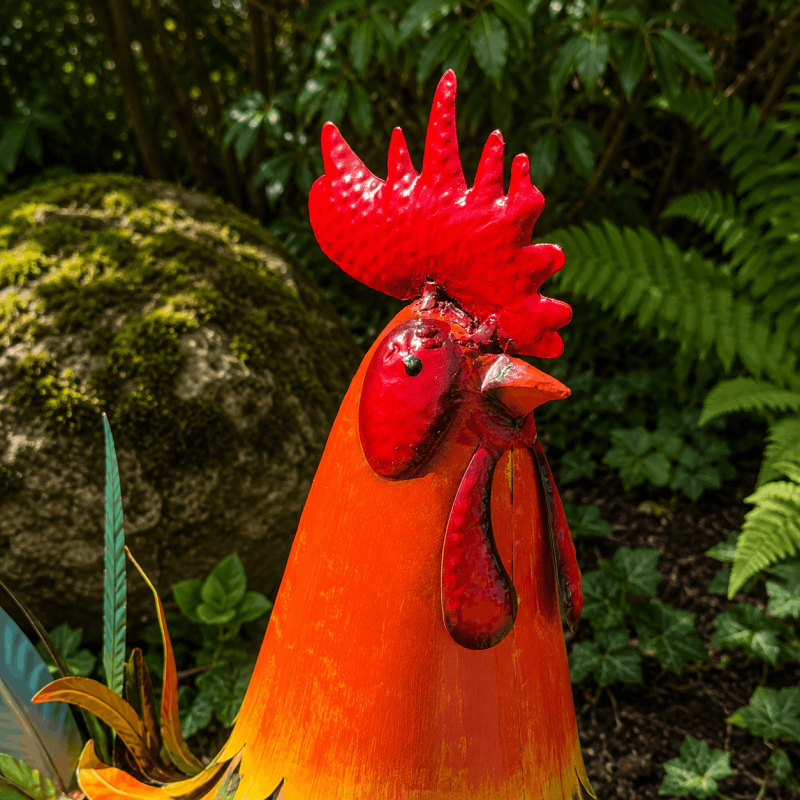 Sculpture coq en métal multicolore – Coq majestueux H 84 cm